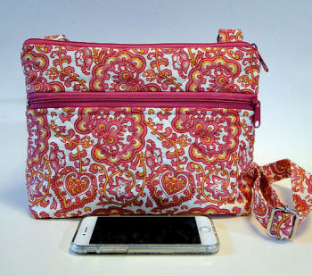 Pink Paisley Crossbody Bag-pink womans bag, pink paisley purse, womans medium bag, medium purse, paisley fabric, quilted crossbody womans bag, crossbody womans purse, zipped bag, zipped medium bag, pink zipped bag, zipped purse, pink zipped purse, pink womans purse