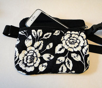Black White Rose Fanny Pack-fanny pack for women, festival bag, zipped bag, hand quilted fabric, shopping bag, womans fanny pack, handmade fanny pack, handmade purse, roses, rose purse, rose fanny pack, adjustable strap fanny pack, waist bag
