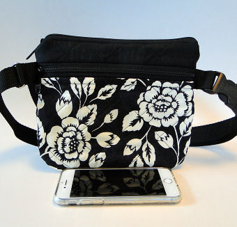 Black White Rose Fanny Pack-fanny pack for women, festival bag, zipped bag, hand quilted fabric, shopping bag, womans fanny pack, handmade fanny pack, handmade purse, roses, rose purse, rose fanny pack, adjustable strap fanny pack, waist bag