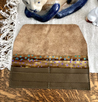 Tan Leather Wallet-leather wallet, wallet for women, tan wallet, credit card wallet, simple wallet, minimalist leather wallet, cash pocket wallet, womans wallet, womans leather wallet, tan womans wallet, womans cash wallet, cash wallet, tan wallet